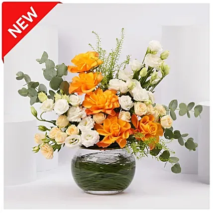 Golden Hour Floral Arrangement: مزهريات ورد أونلاين 