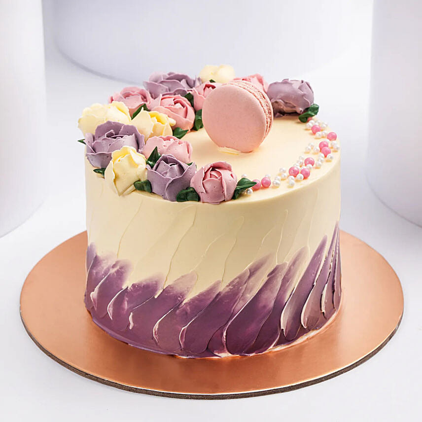 Flowers And Macaroons Chocolate Cake: Send Cakes to Oman