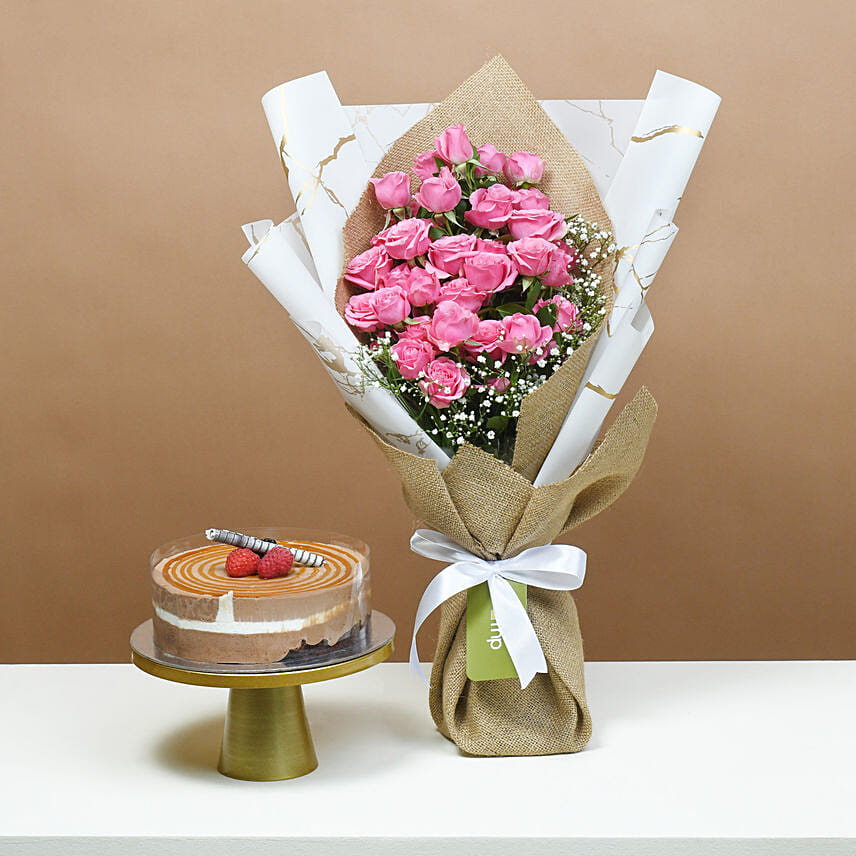 Blushing Beauty Roses and Cake Surprise: 