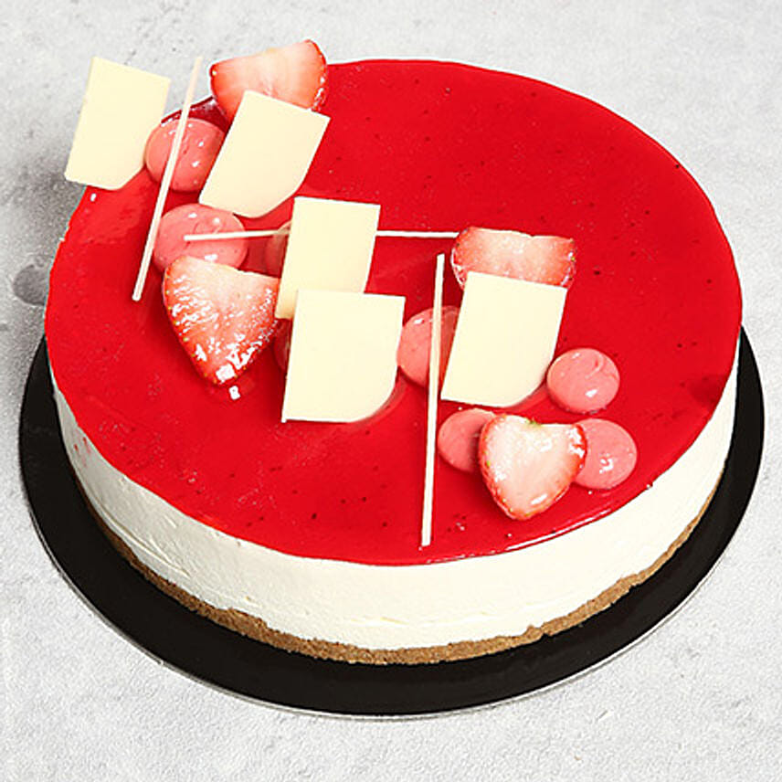 Strawberry Cheesecake: Send Cake to Riyadh
