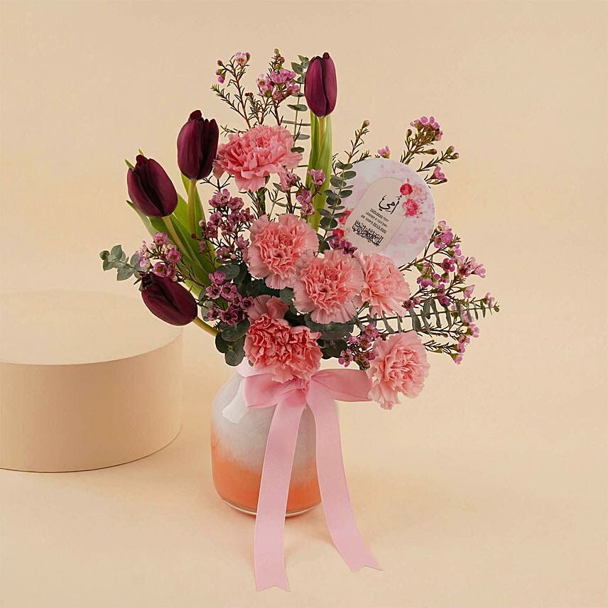 Tulips Carnations Mothers Premium Vase: Mothers Day Gifts in Saudi Arabia