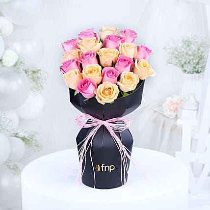 Blushing Rose Love Elegance: توصيل ورد في سنغافورة