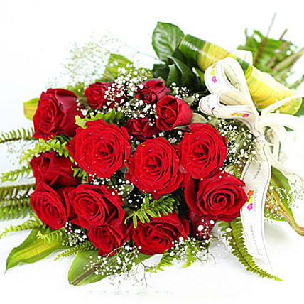 Love For Red Roses: Send Gifts To Sri Lanka